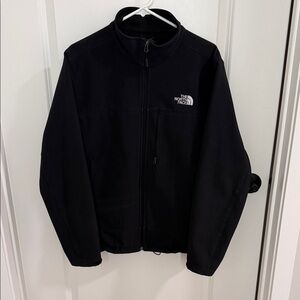 The North Face Men's Black Performance Jacket